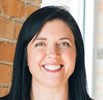 Responsable du support client Sophie Hartwell, portrait au sein de l'équipe de service